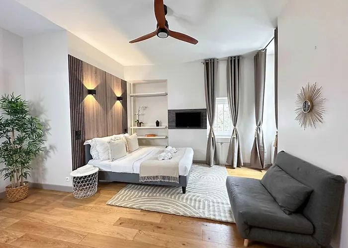Spacious Studio In Saint-Germain-Des-Pres