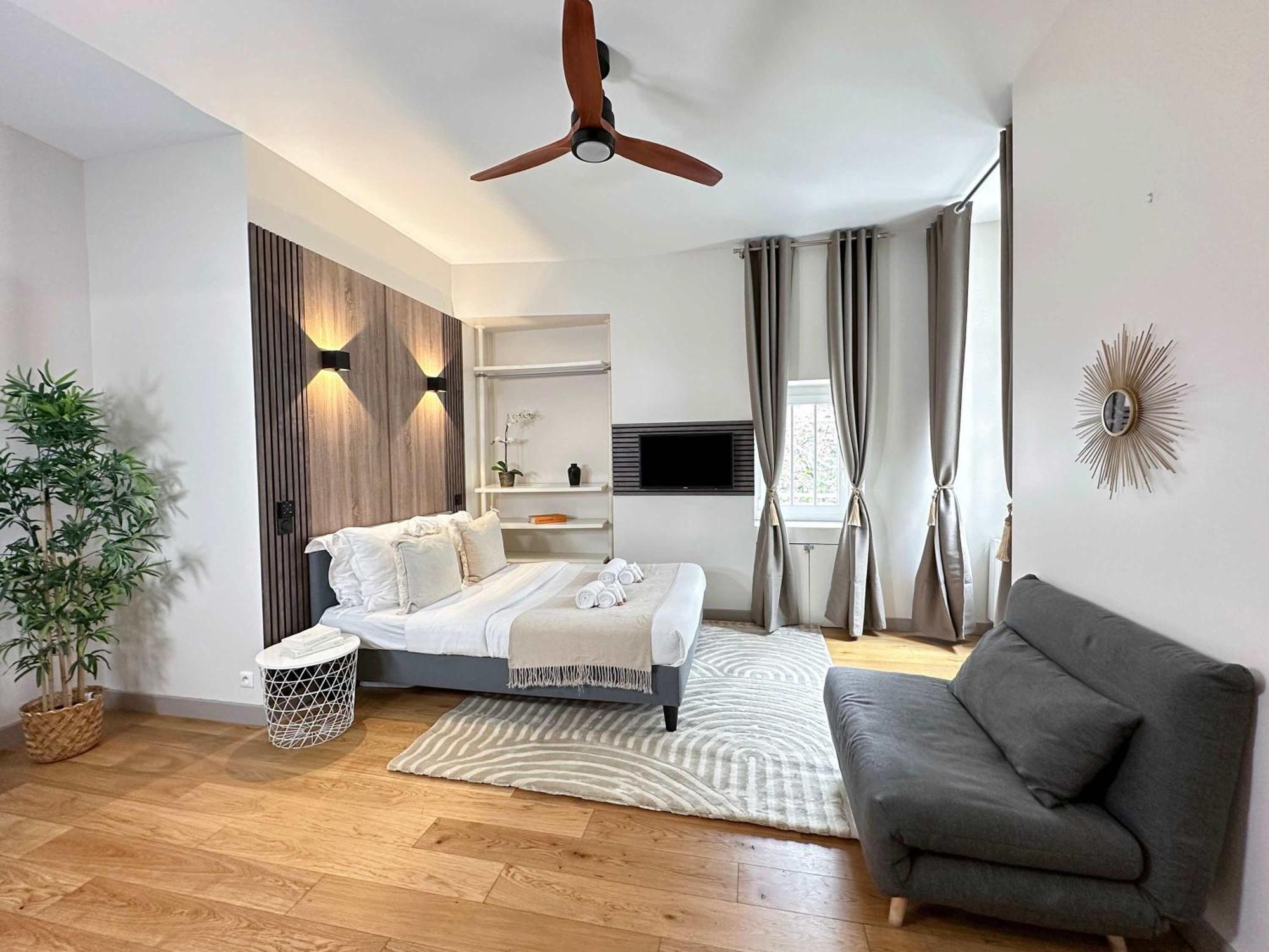 Spacious In Saint-germain-des-pres Appartement *